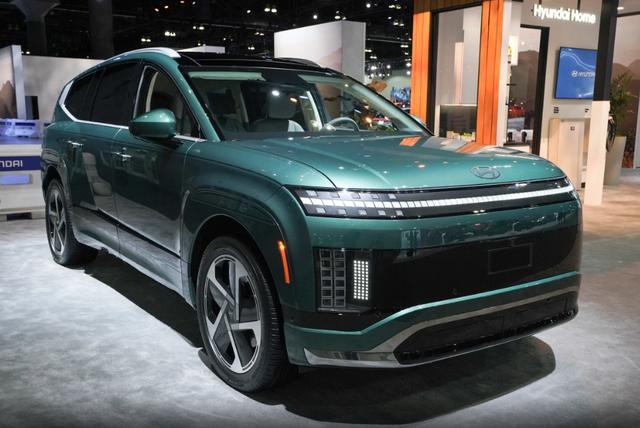 現代純電中大型SUV，6/7座可選，小鵬G9同級，明年上市-有駕