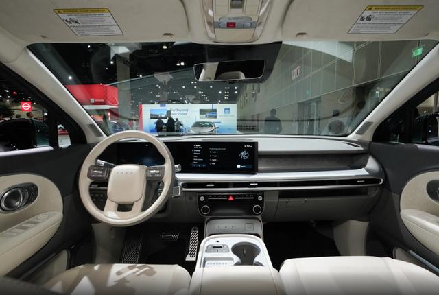 現代純電中大型SUV，6/7座可選，小鵬G9同級，明年上市-有駕