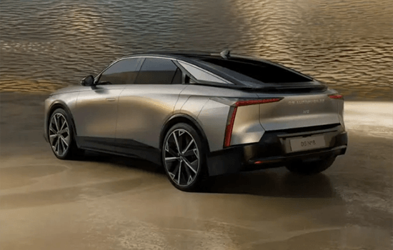 DS N&deg;8純電跨界車亮相 最高續(xù)航750公里