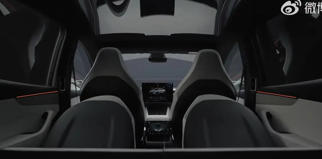 特斯拉官微預(yù)告Model Y L即將登場(chǎng) 內(nèi)部空間曝光